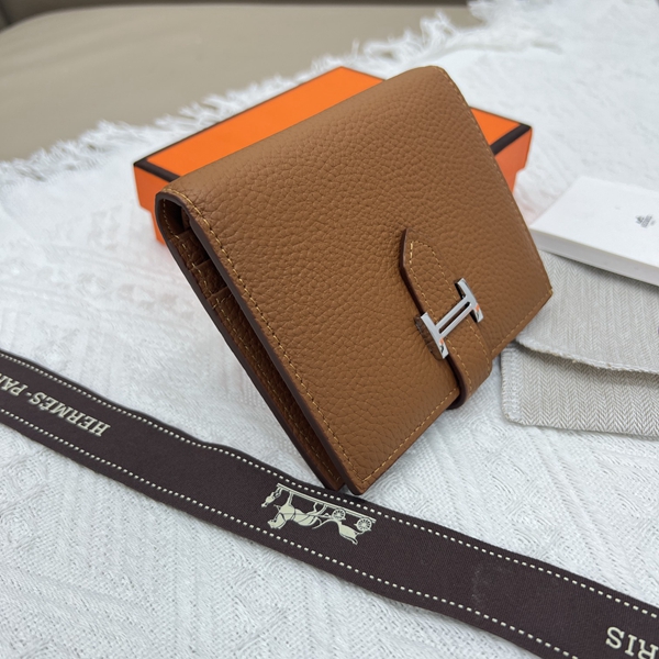 エルメス財布コピー側面デザイン